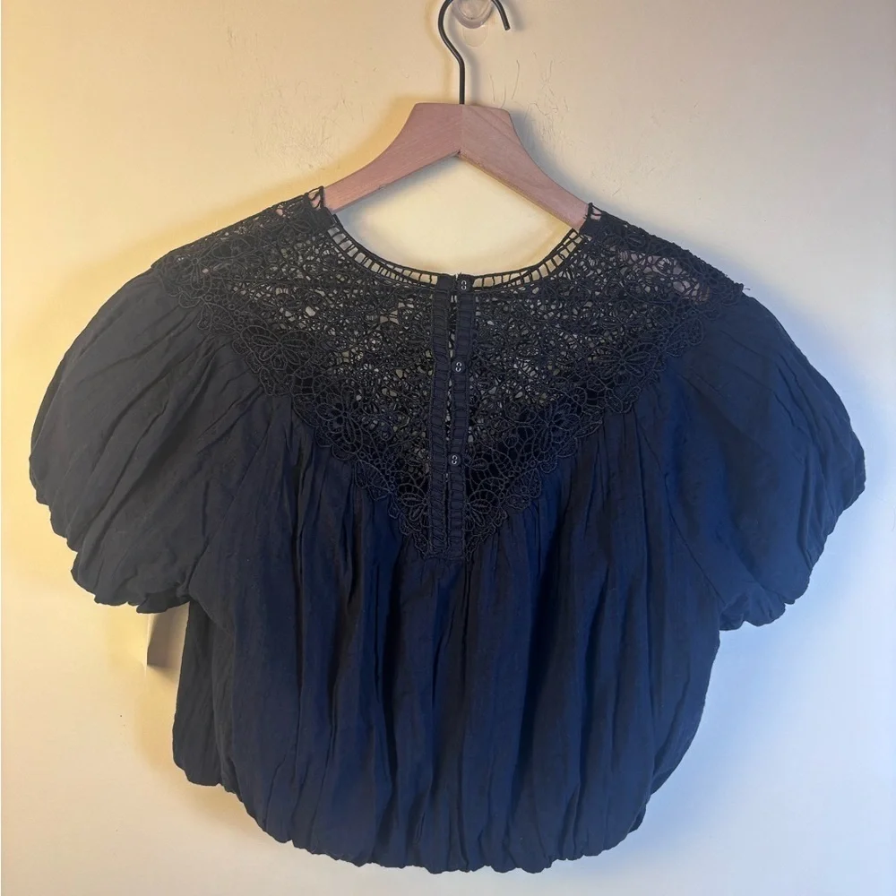 Abercrombie & Fitch Black Lace Women's Top NWT Bubble Hem Puff Sleeves Medium